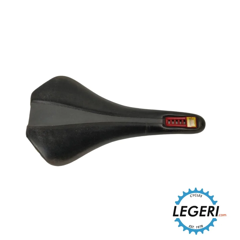 Selle Italia Novus Ferrari saddle LEGERI.com Selle Italia Novus Ferrari saddle